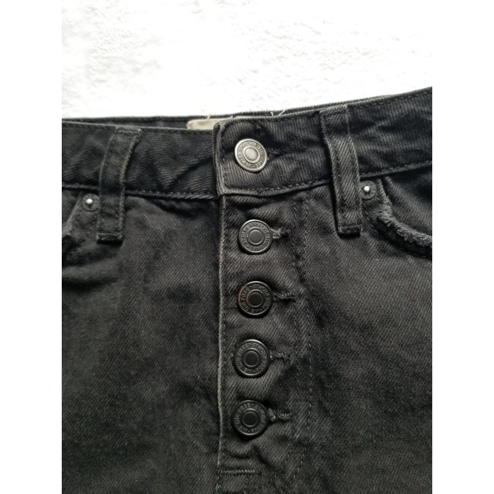 We the Free— Free People Denim A-line skirt in black - Picture 3 of 10